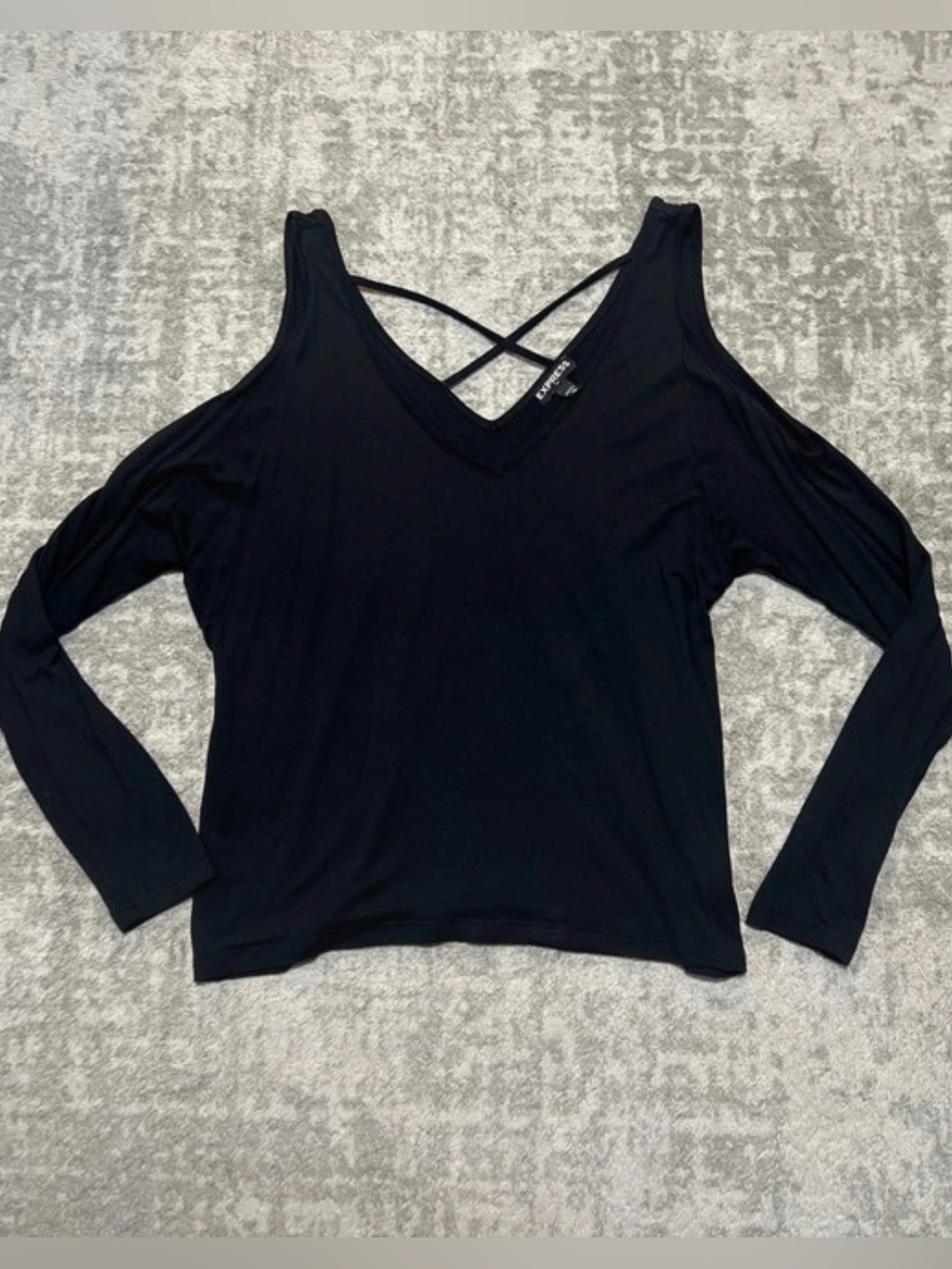 🔥4/20! Express open shoulder long sleeve shirt. Size XS